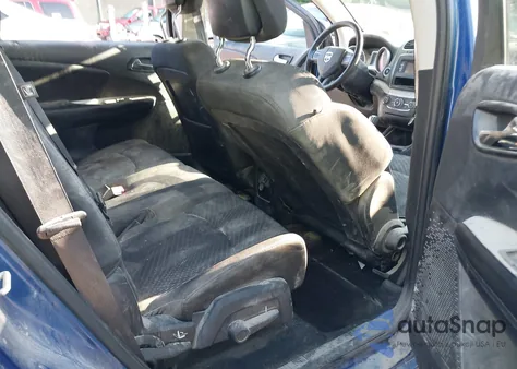 2015 Dodge Journey Sxt z USA, uszkodzony, nr VIN 3C4PDDBG9FT538583